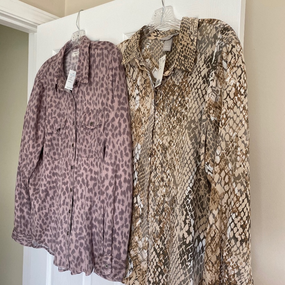 Women’s Lot  of 2 *NEW* long sleeve blouses